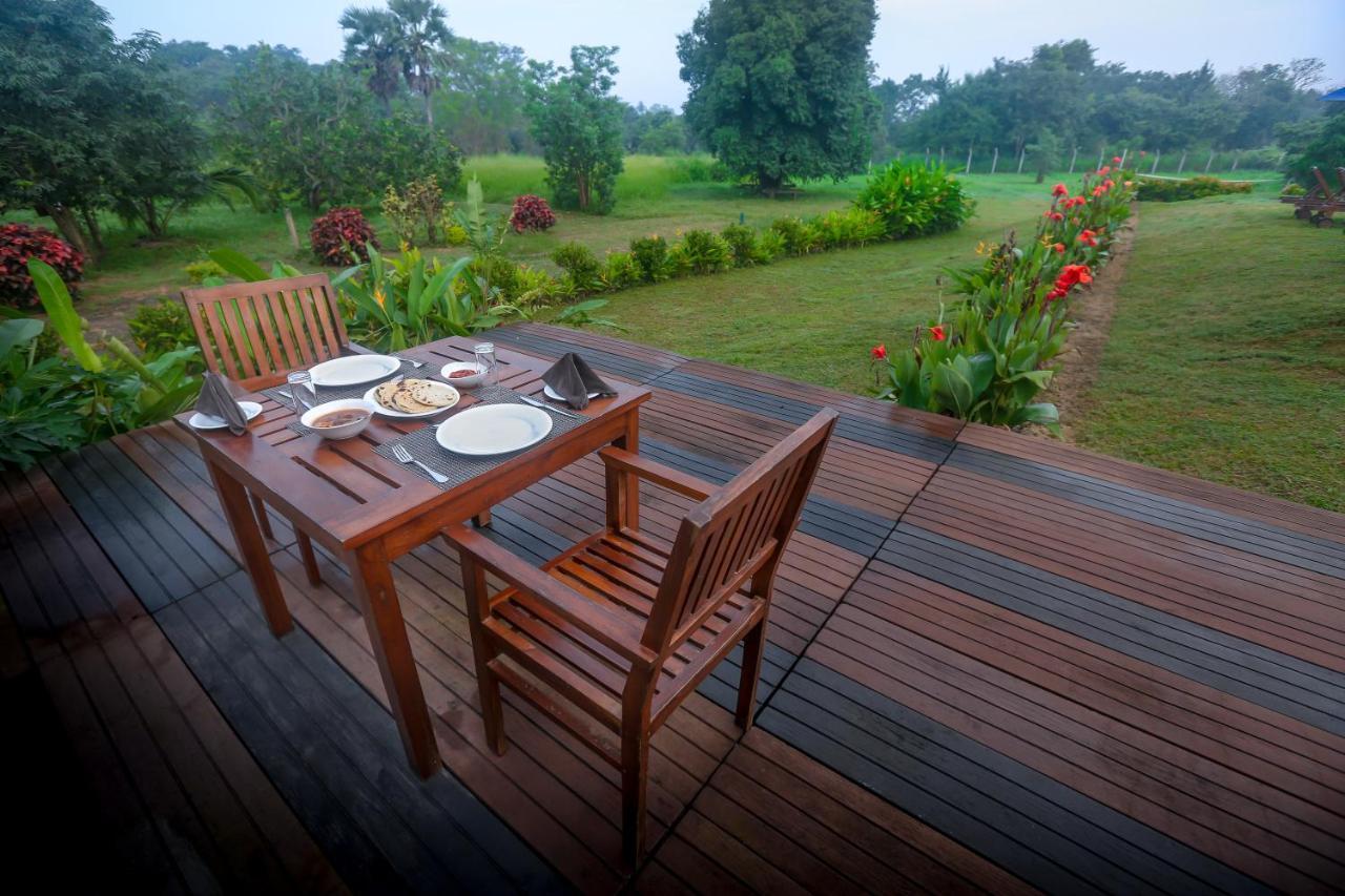 Subaseth Villa Анурадхапура Екстериор снимка