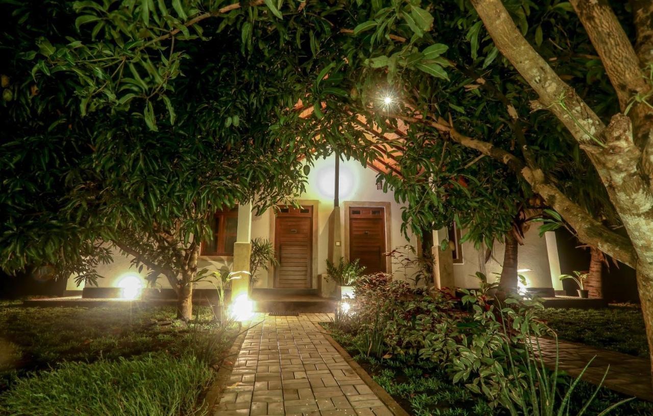 Subaseth Villa Анурадхапура Екстериор снимка
